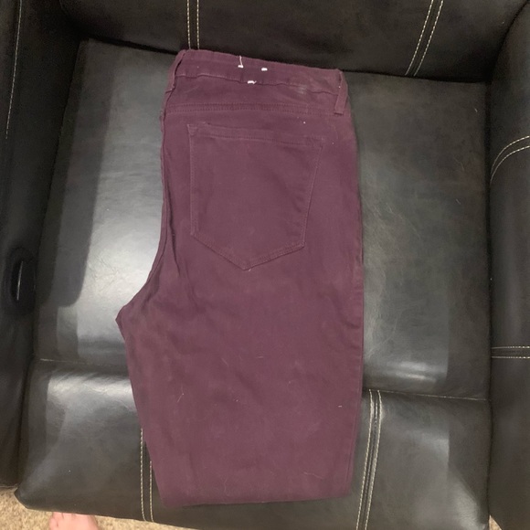 Old Navy Skinny Jeans - Picture 1 of 4